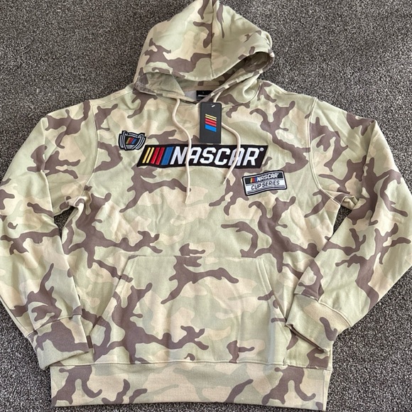 NASCAR Cup Series Tan Camouflage Hoodie NEW WITH TAG - Picture 1 of 5